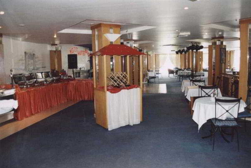Ajman Beach Hotel 3