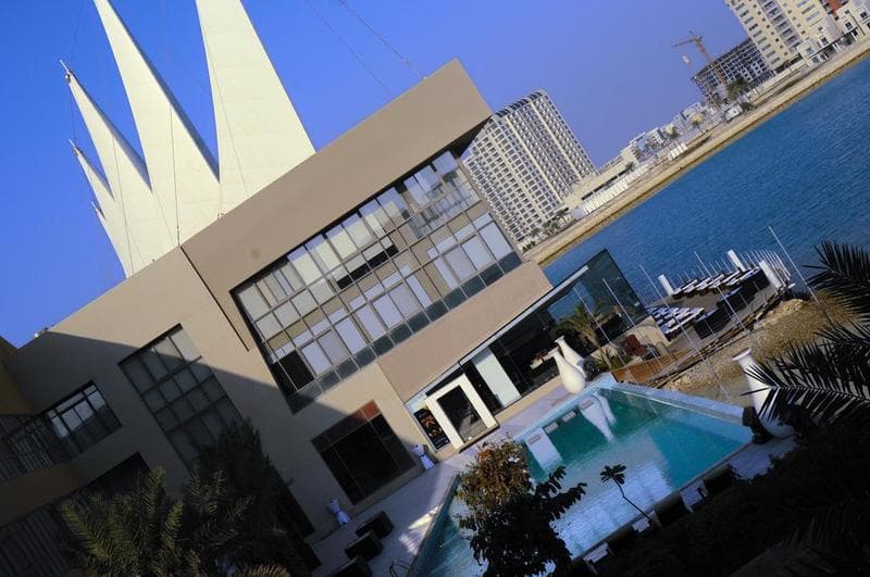 The Dragon Hotel & Resort 3