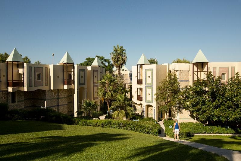 ROBINSON Pamfilya photo 1
