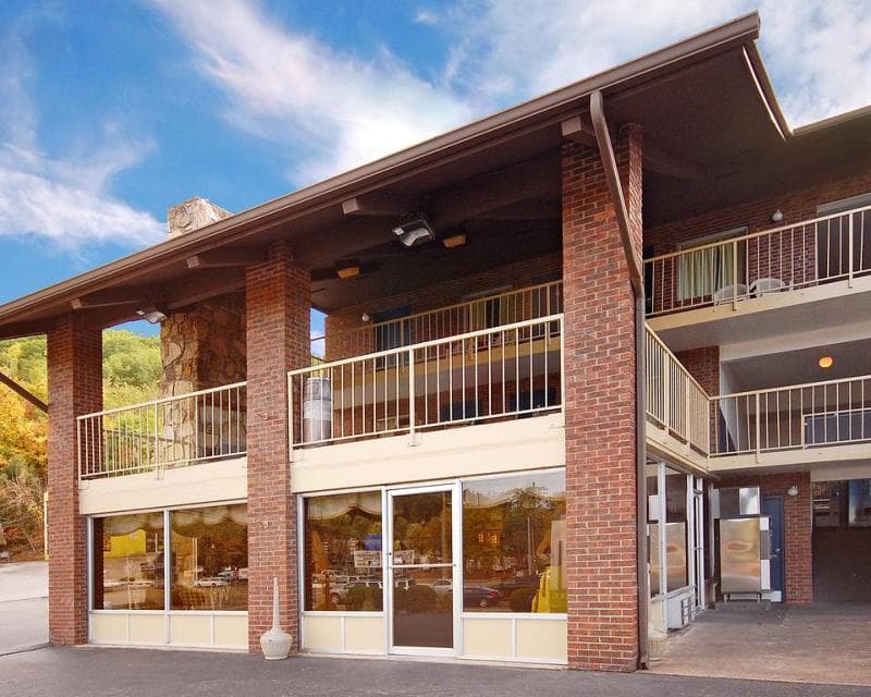 Wild Bear Inn 3