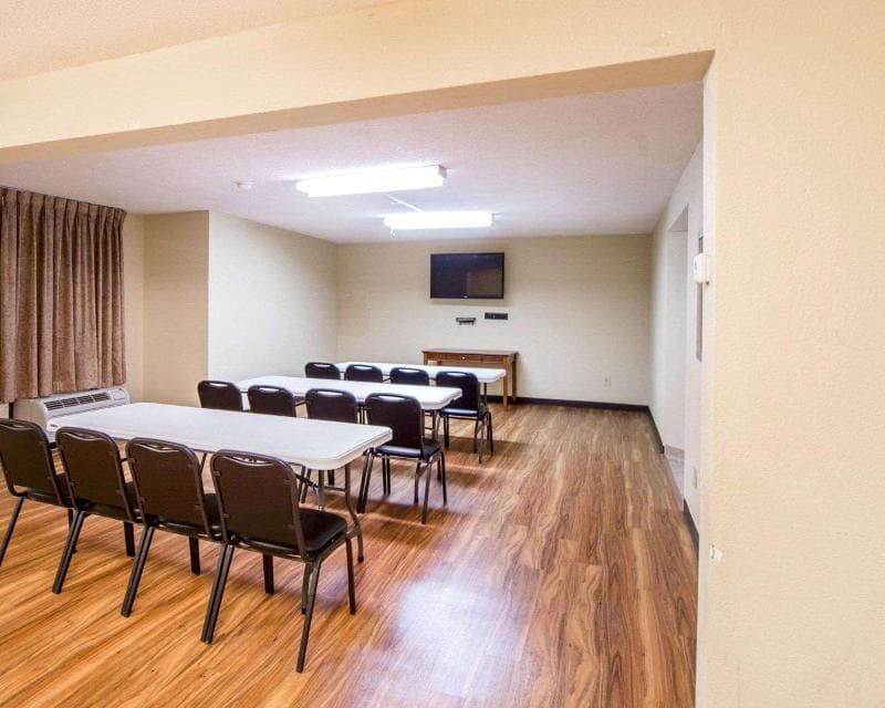 Quality Inn Merchants Drive 3