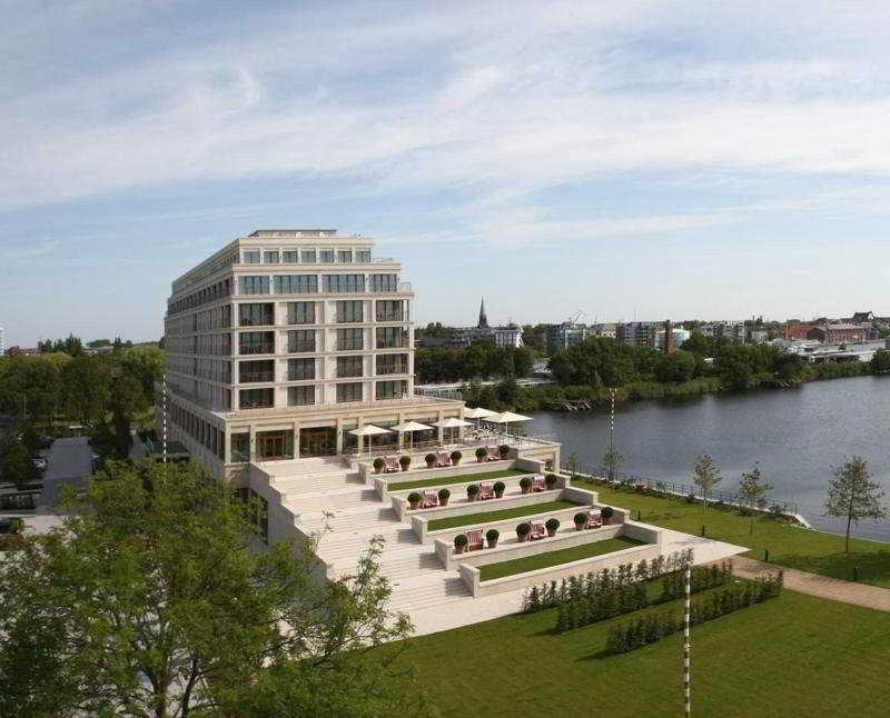 ATLANTIC Hotel Wilhelmshaven photo 1