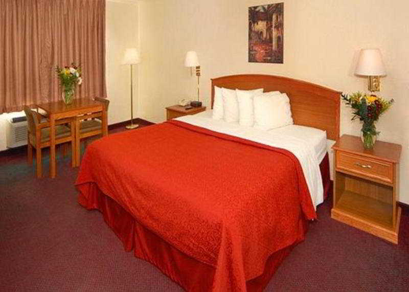 At Home Inn & Suites 4