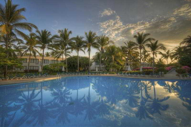 Ocean Breeze Hotels Acapulco 5