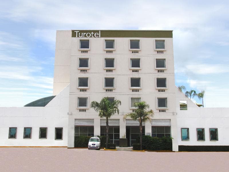 Turotel Morelia photo 1