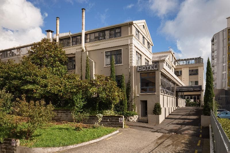 Kiwi International Hotel photo 1