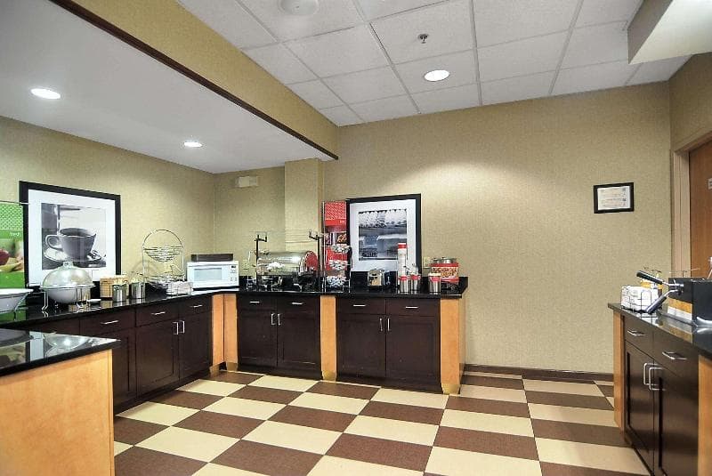 Hampton Inn Melbourne 3