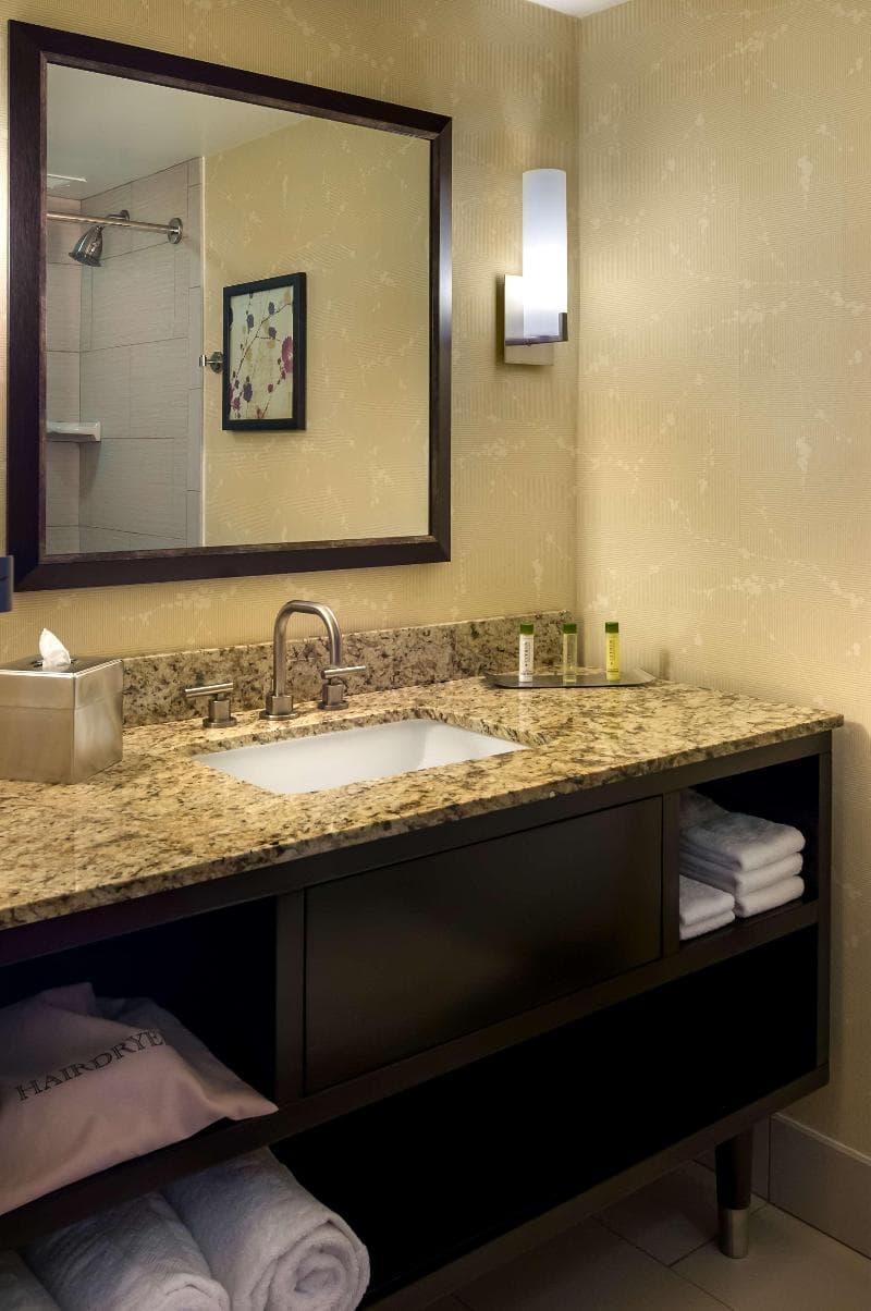 DoubleTree by Hilton Hotel Los Angeles Downtown 5