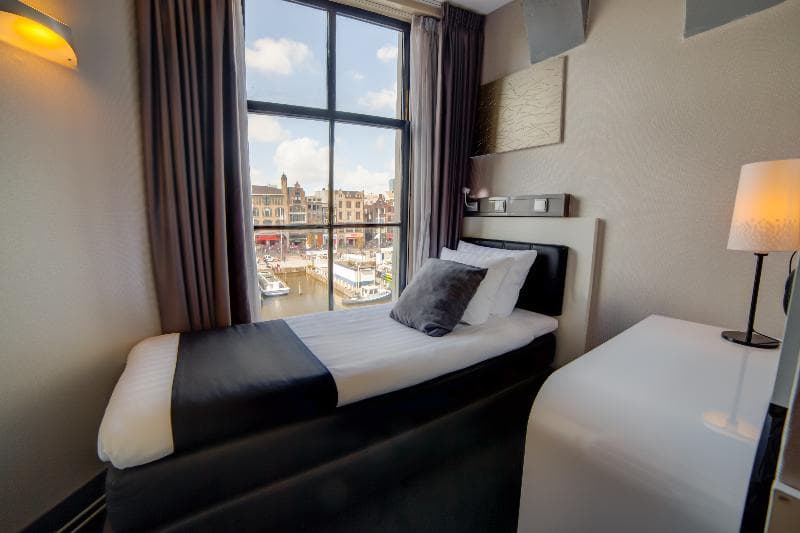 Hotel Cc 4