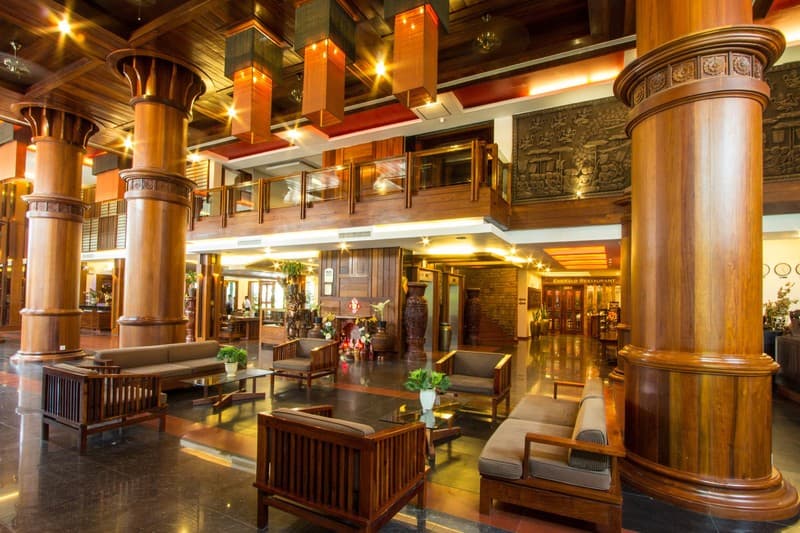 Royal Empire Hotel 4