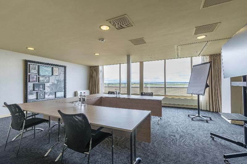 Leonardo Hotel IJmuiden Seaport Beach photo 1