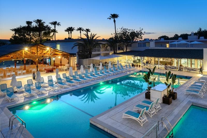 Vibra Cala Tarida Hotel photo 1