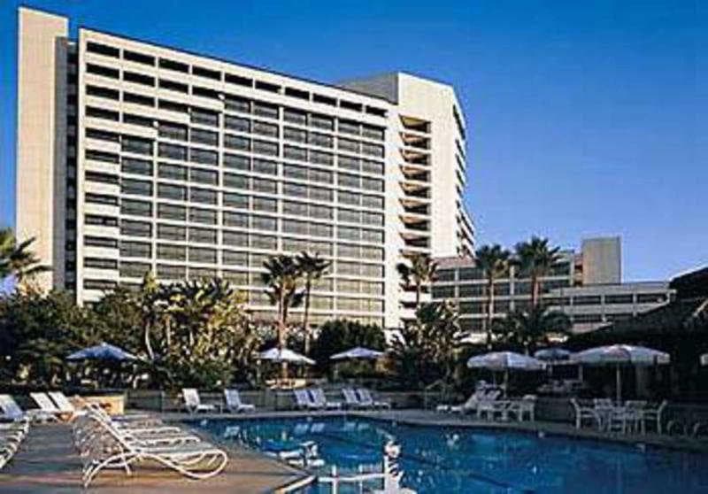 Hotel Irvine photo 1
