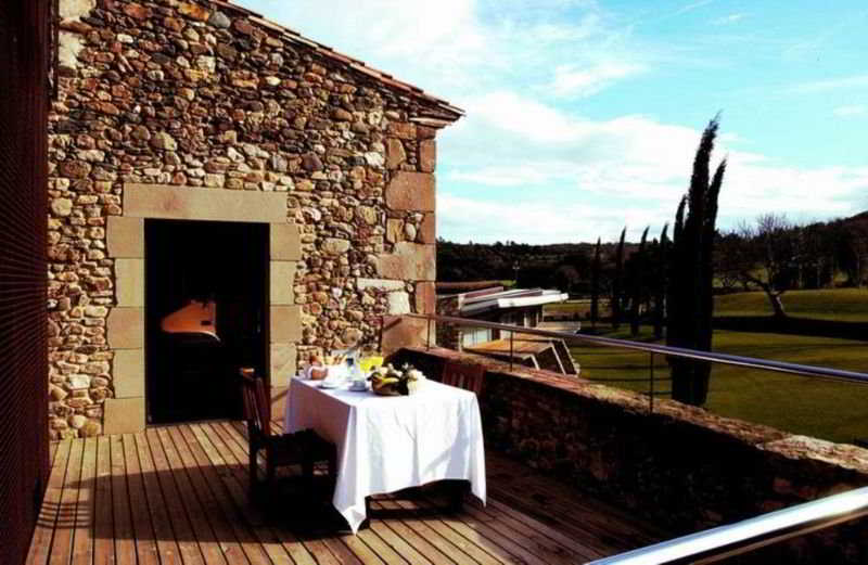 Arcs De Monells - Adults Only 2