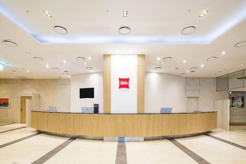 ibis Ambassador Suwon Hotel photo 1