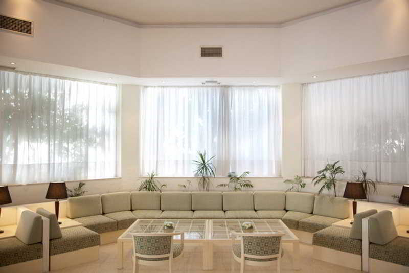 Niriides Hotel 5