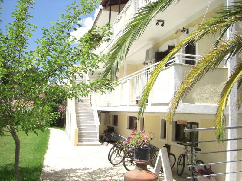 Zeus Hotel main