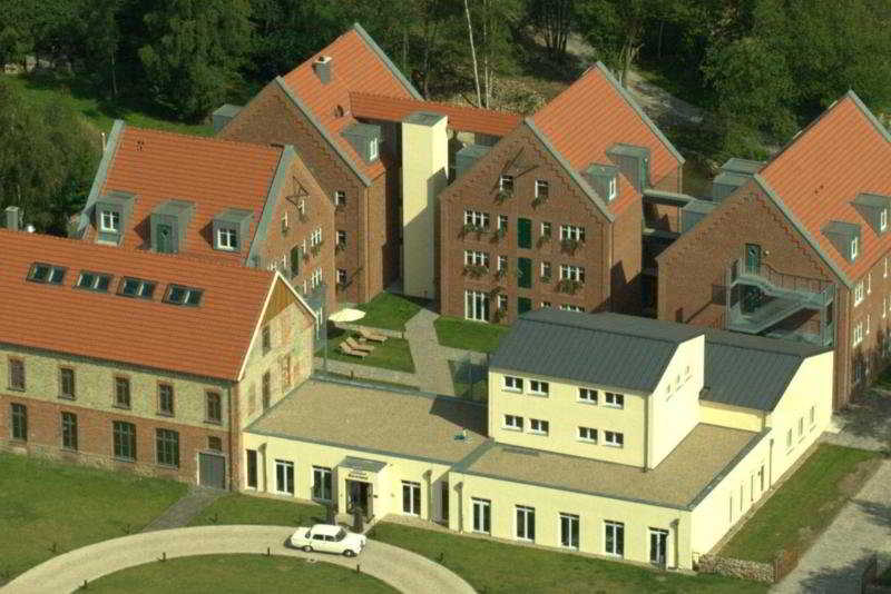 Landhotel Beverland main