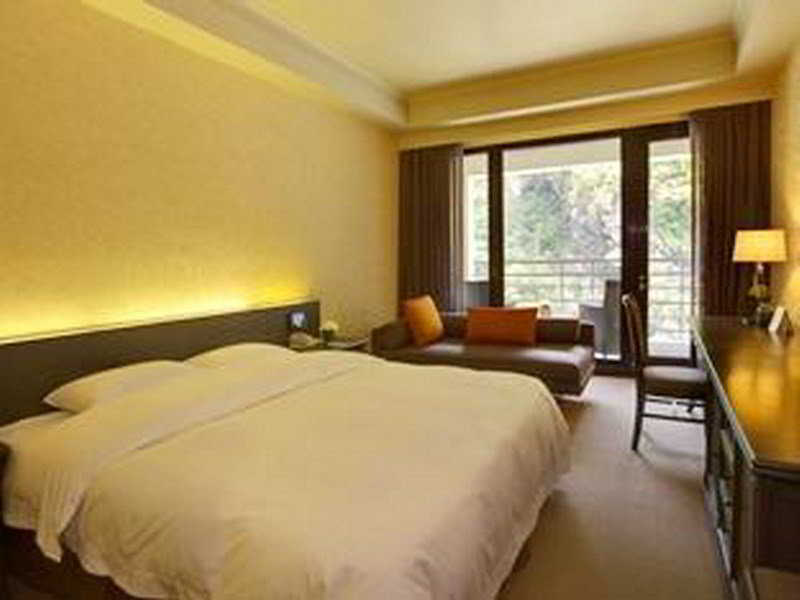 Silks Place Taroko 4