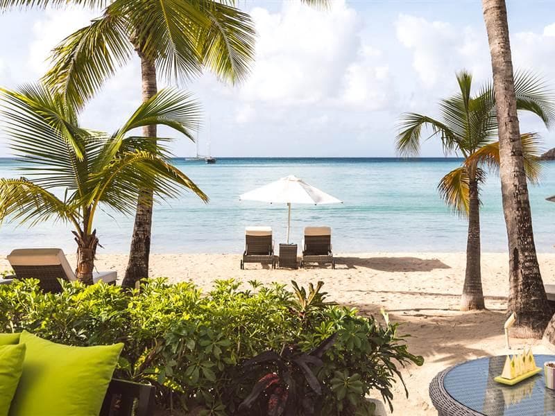 Carlisle Bay 4