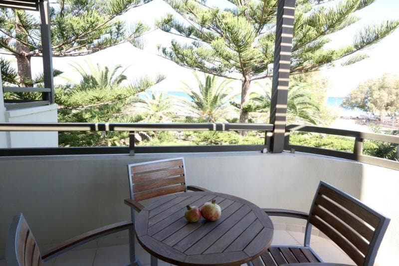 Minos Mare Royal 3