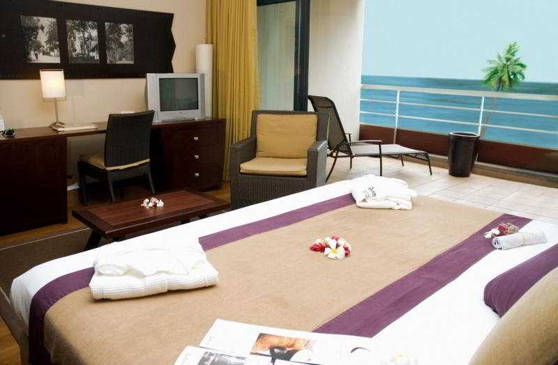 Radisson Plaza Resort Tahiti main