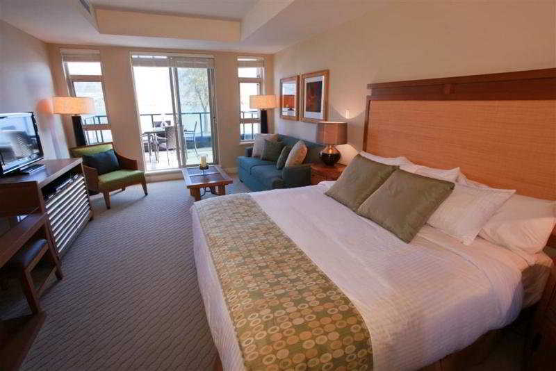 Watermark Beach Resort 4