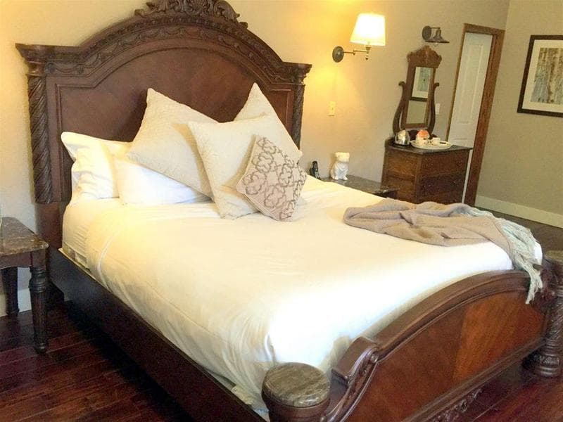 The Georgetown Inn 5