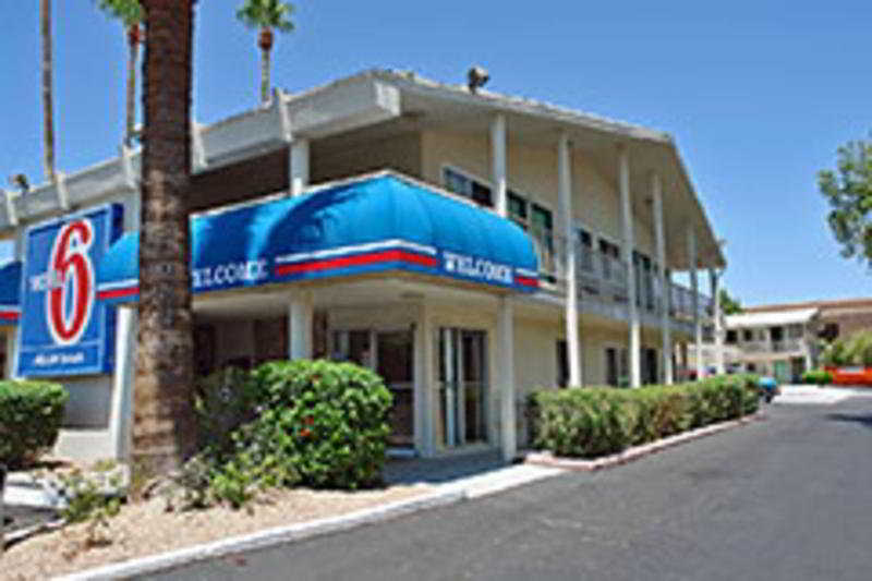 Motel 6 Scottsdale photo 1