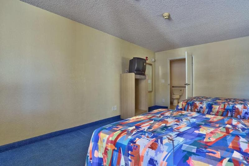 Motel 6 Kingman West 3