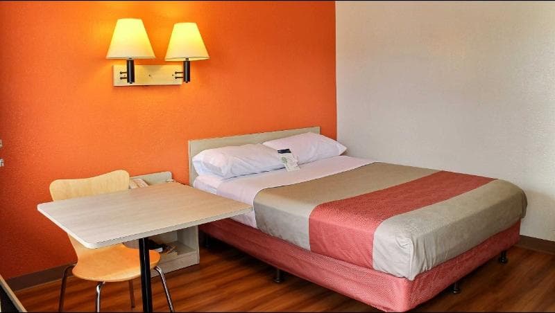 Motel 6 San Luis Obispo North photo 1