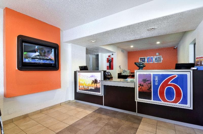 Motel 6 Big Bear 4
