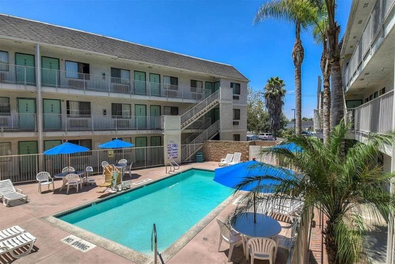 Motel 6 Buena Park - Knots Berry Farm / Disneyland 2