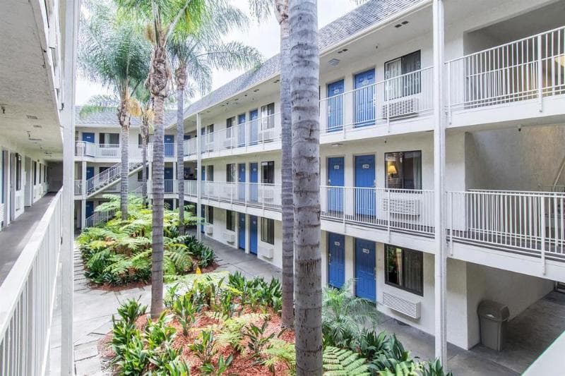 Motel 6 Buena Park - Knots Berry Farm / Disneyland 4
