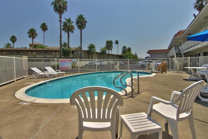 Motel 6 Sacrmento West 3