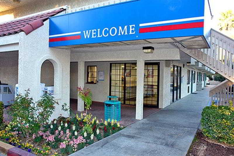 Motel 6 Los Angeles - Pomona photo 1
