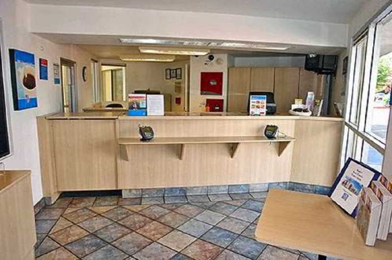 Motel 6 Reno - Livestock Events Center 2