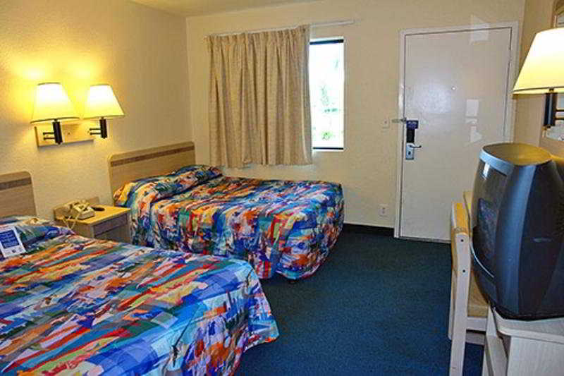 Motel 6 Santa Fe 3