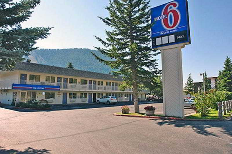 Motel 6 Jackson