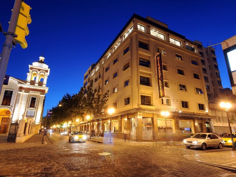 Windsor Hotel & Tower 1
