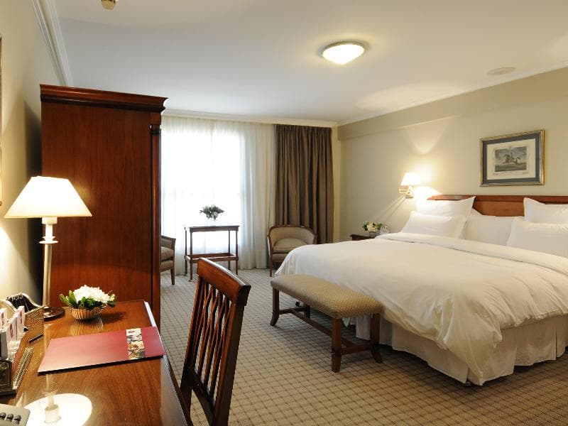 Windsor Hotel & Tower 4