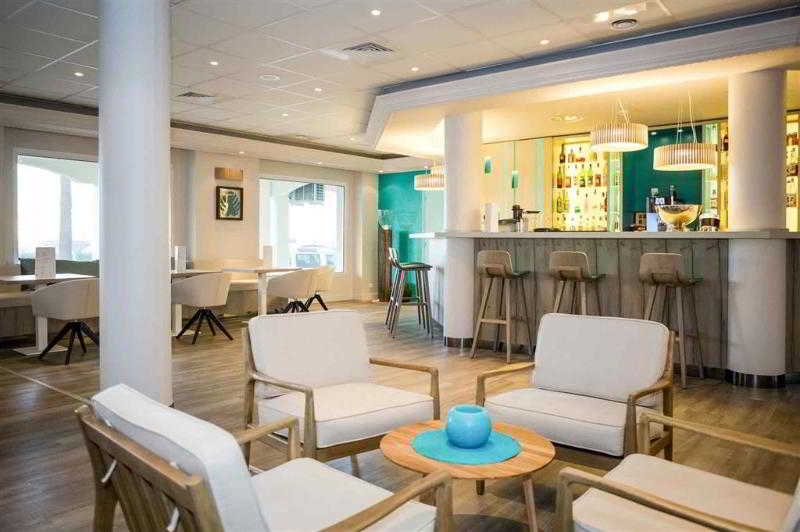 Mercure Thalasso and Spa Port Frejus 3