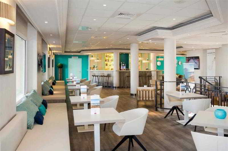 Mercure Thalasso and Spa Port Frejus 5