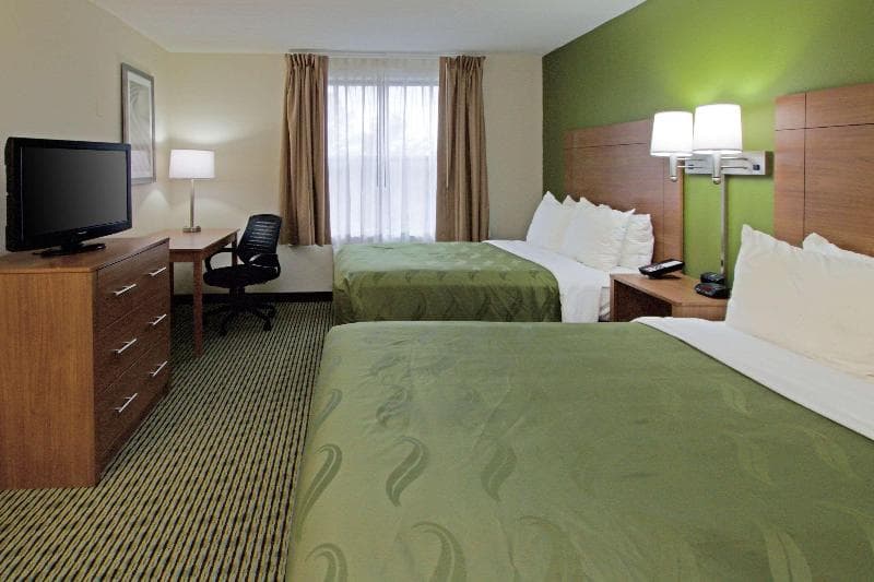 Quality Suites Lake Wright - Norfolk Airport 3