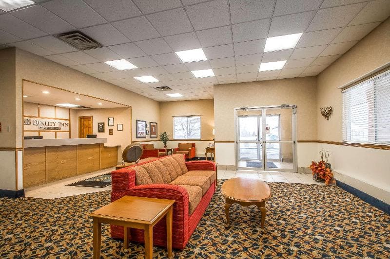 Quality Inn Morris I-80 3