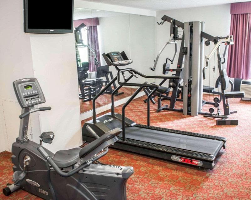 Quality Inn & Suites photo 1