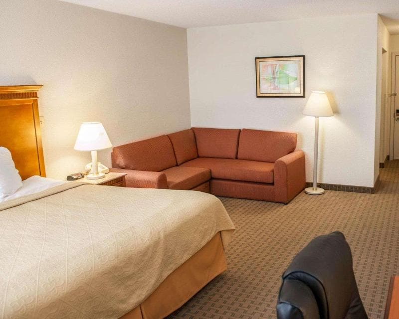 Quality Inn & Suites 3