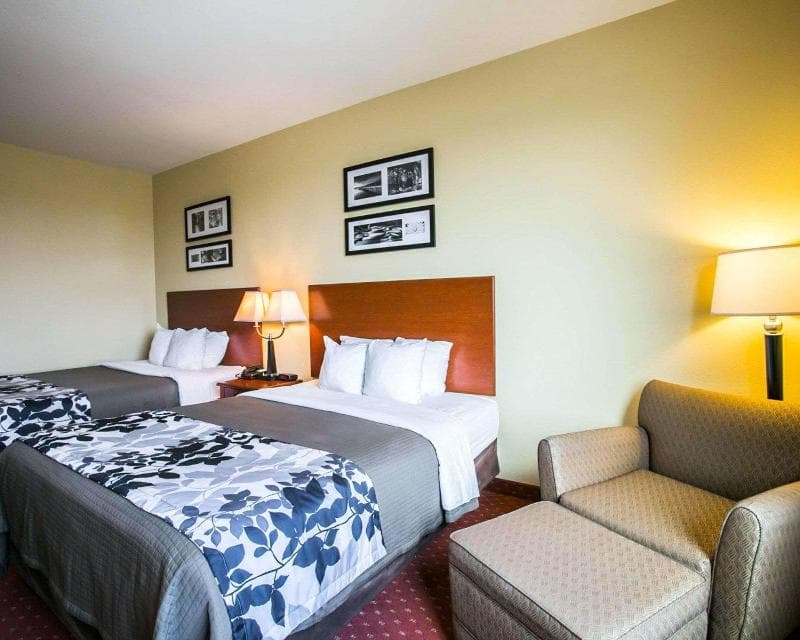 Sleep Inn & Suites 2
