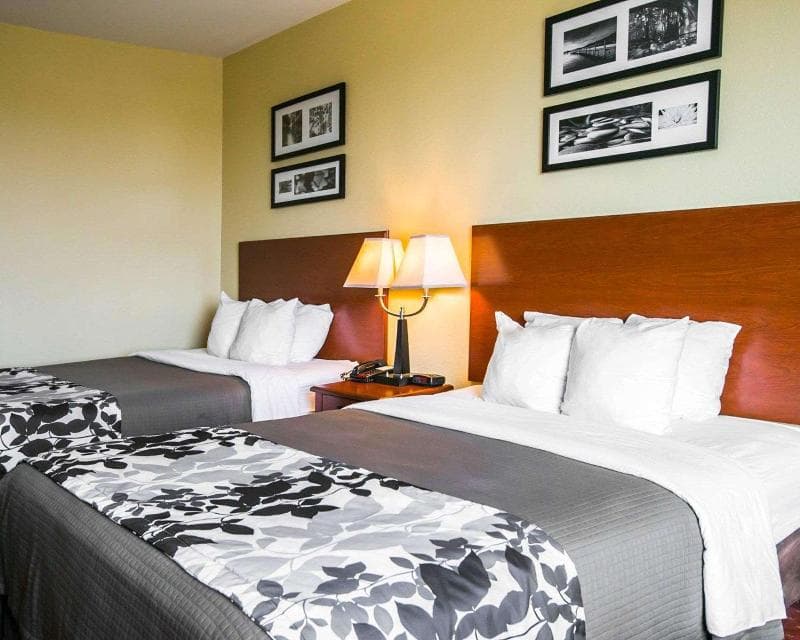 Sleep Inn & Suites 3