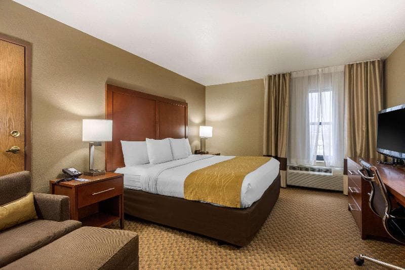 Comfort Inn & Suites Springfield I-44 4